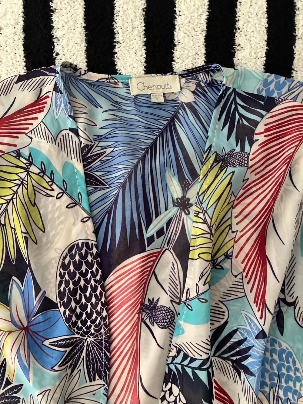 Chenault Tropical Pineapple Resort Cardigan Coverup Flutter Sleeve, Small, EUC - Picture 3 of 8